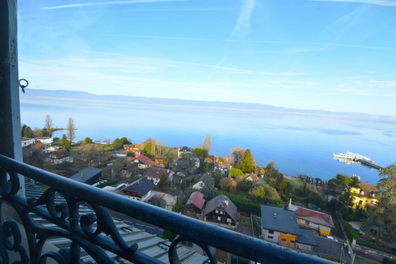 Appartement Avec Vue 180 Sur Le Lac Leman Thonon-les-Bains Exteriér fotografie